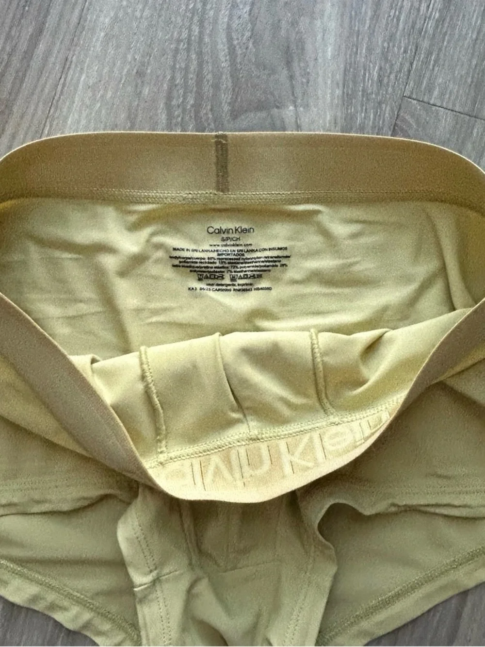 Calvin Klein | Tonal Logo Trunk in Classic Yellow Spring (Small)